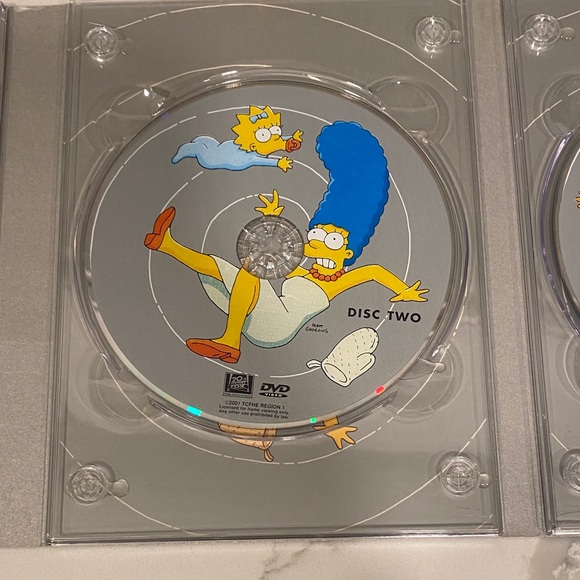 The Simpsons Complete First Season DVD/ 2001 Collection - Picture 9 of 13